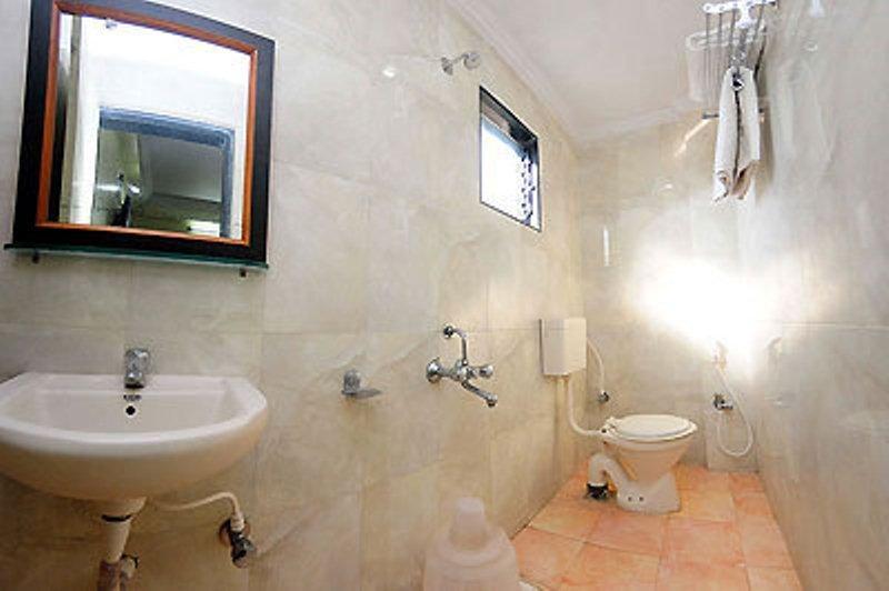 Sai Ganesh Hotel Ширди Стая снимка