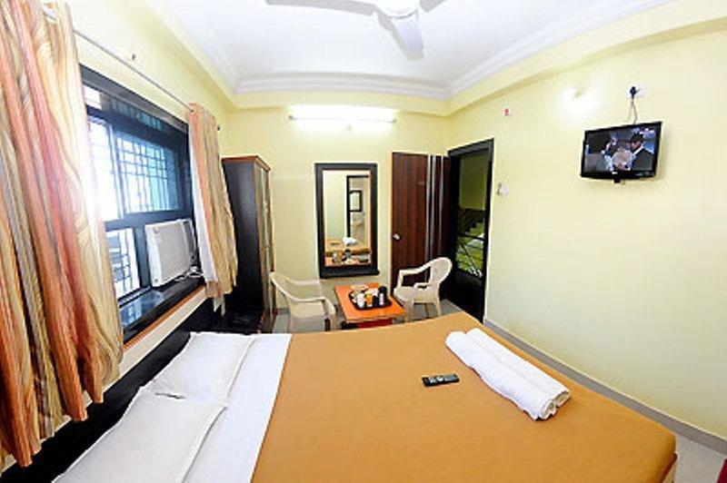 Sai Ganesh Hotel Ширди Стая снимка
