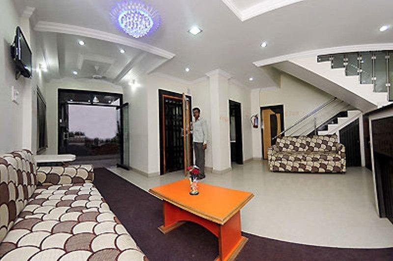 Sai Ganesh Hotel Ширди Екстериор снимка